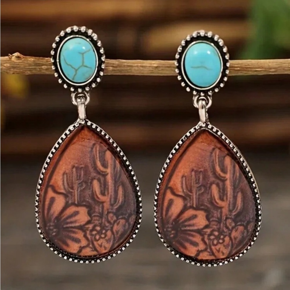 ✨ 5 for $25 ✨ Orange and Blue Floral Teardrop Earrings with Intricate Design
